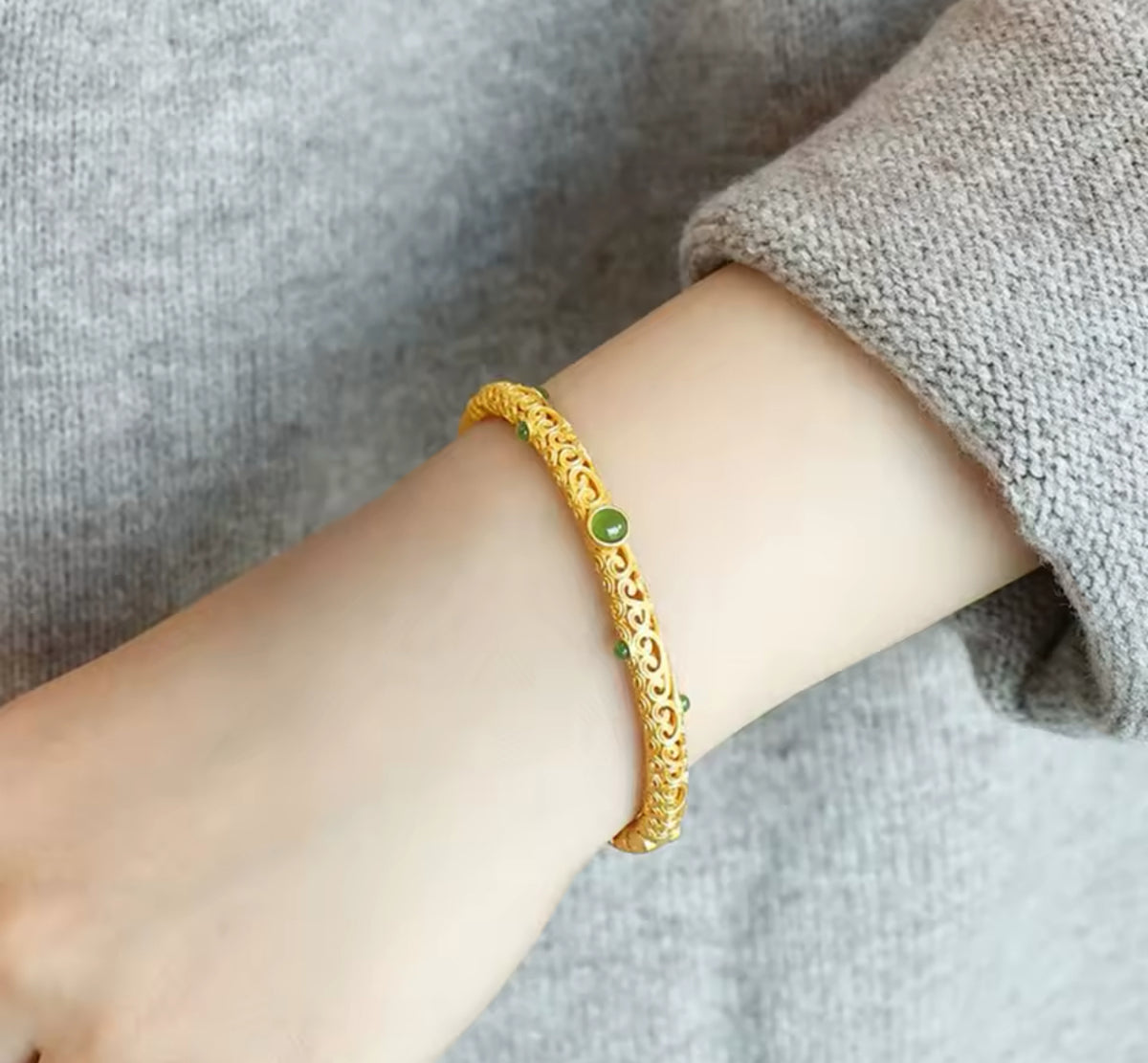 GREEN STONE BRACELET