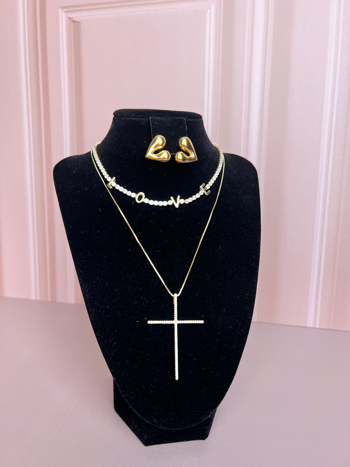 LOVE NECKLACE