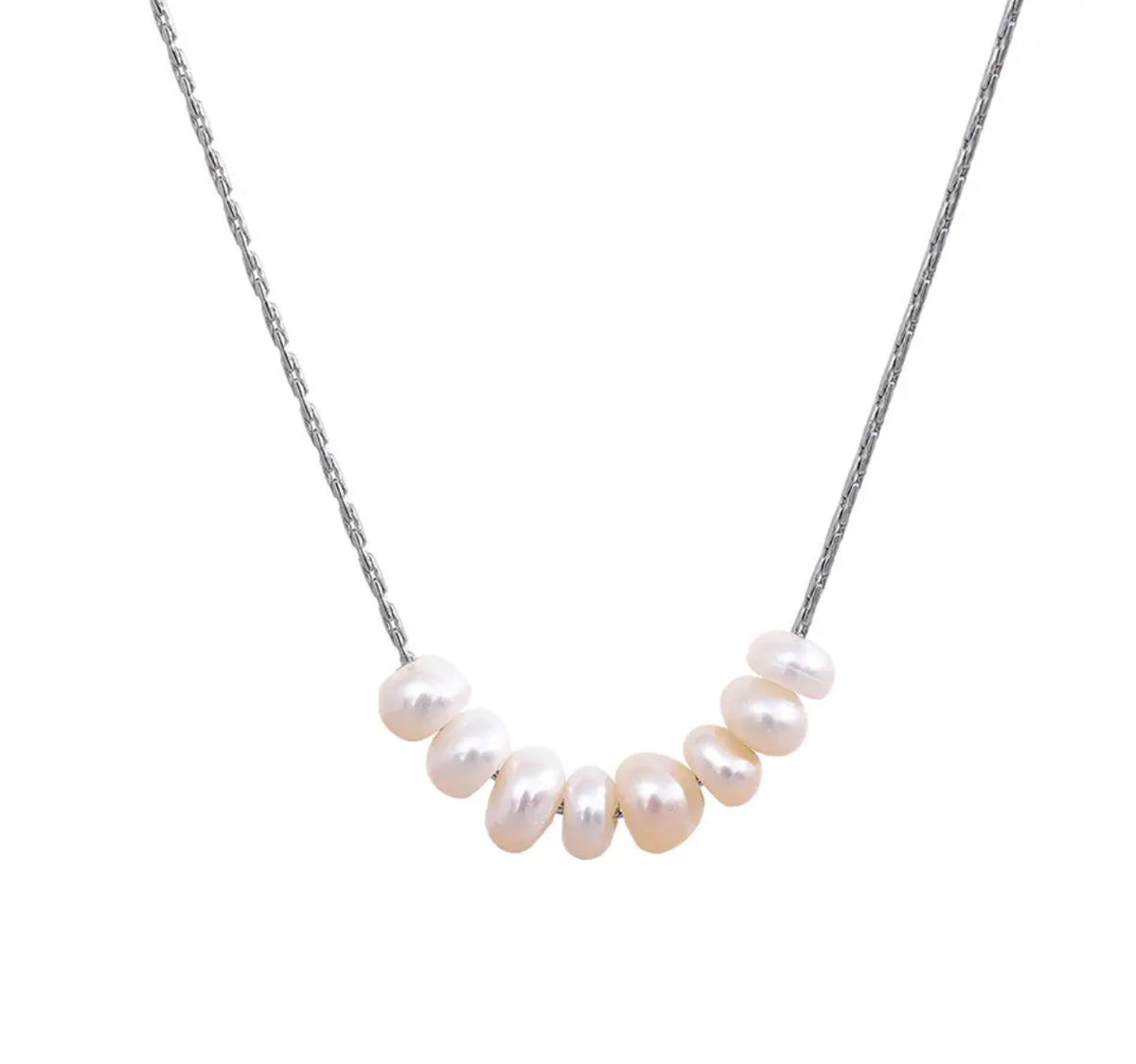 PEARLS NECKLACE