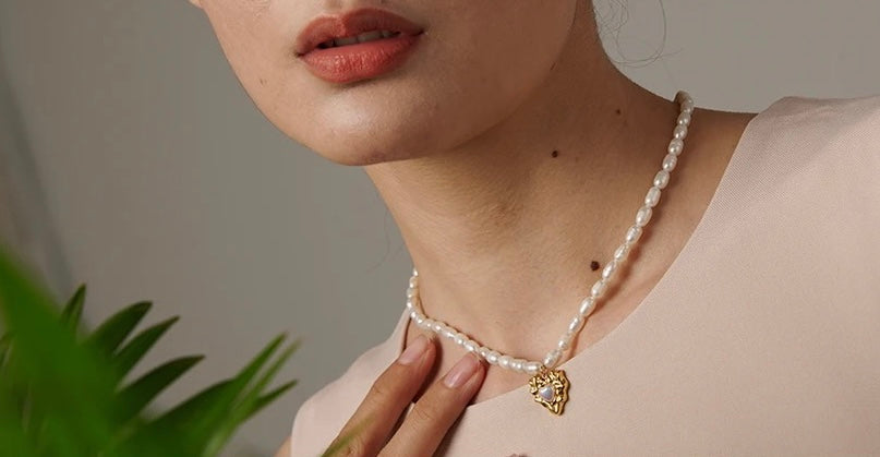 BE MINE PEARL NECKLACE