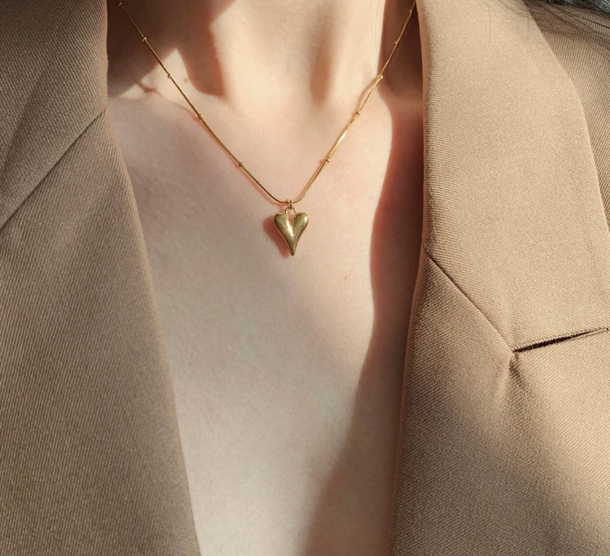 LITTLE HEART NECKLACE