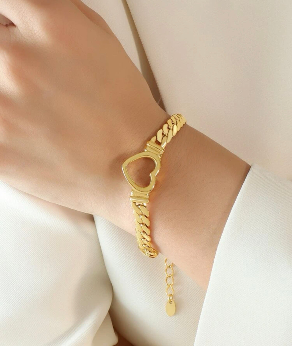 HEART BRACELET