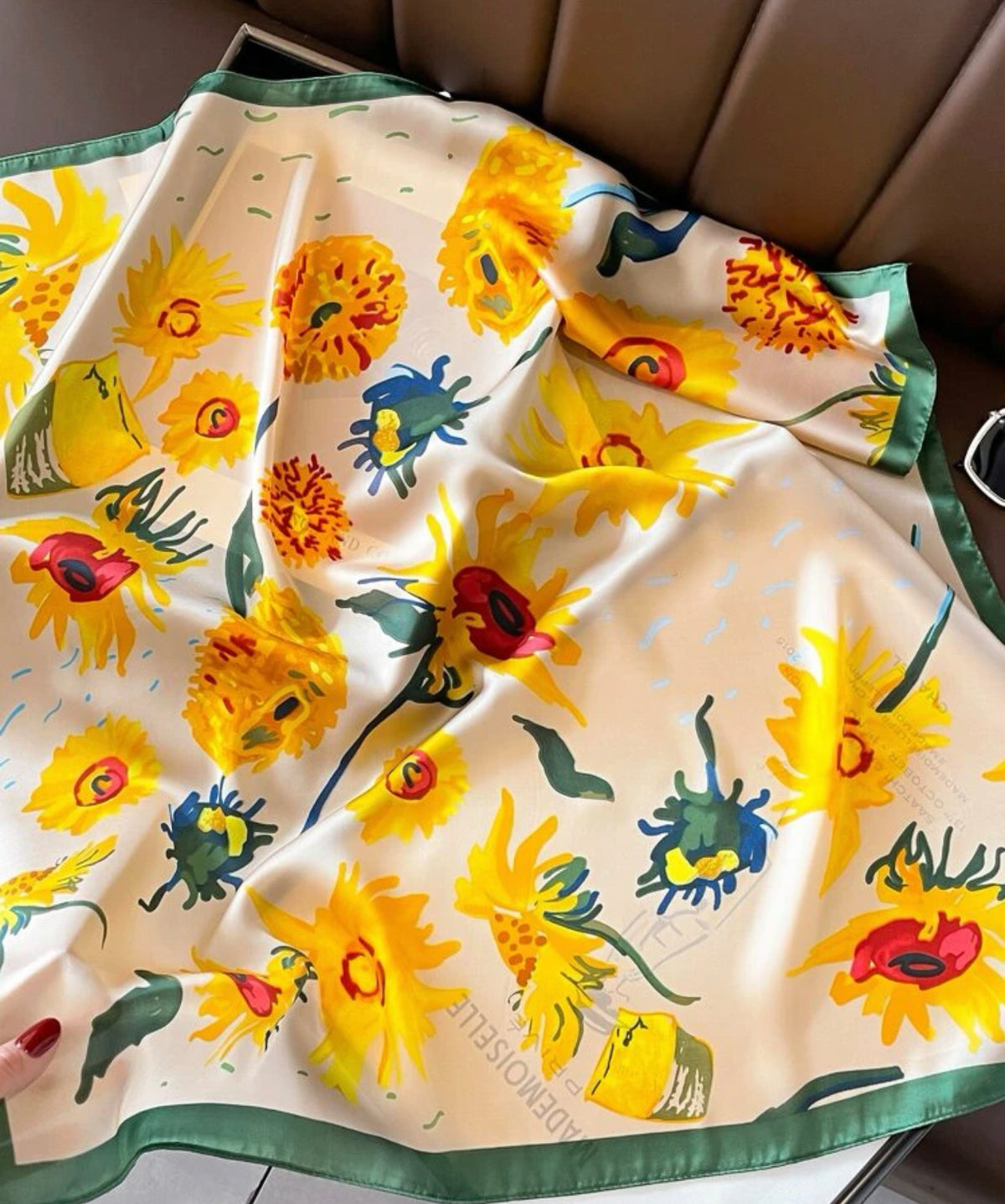 FLOWER SCARF