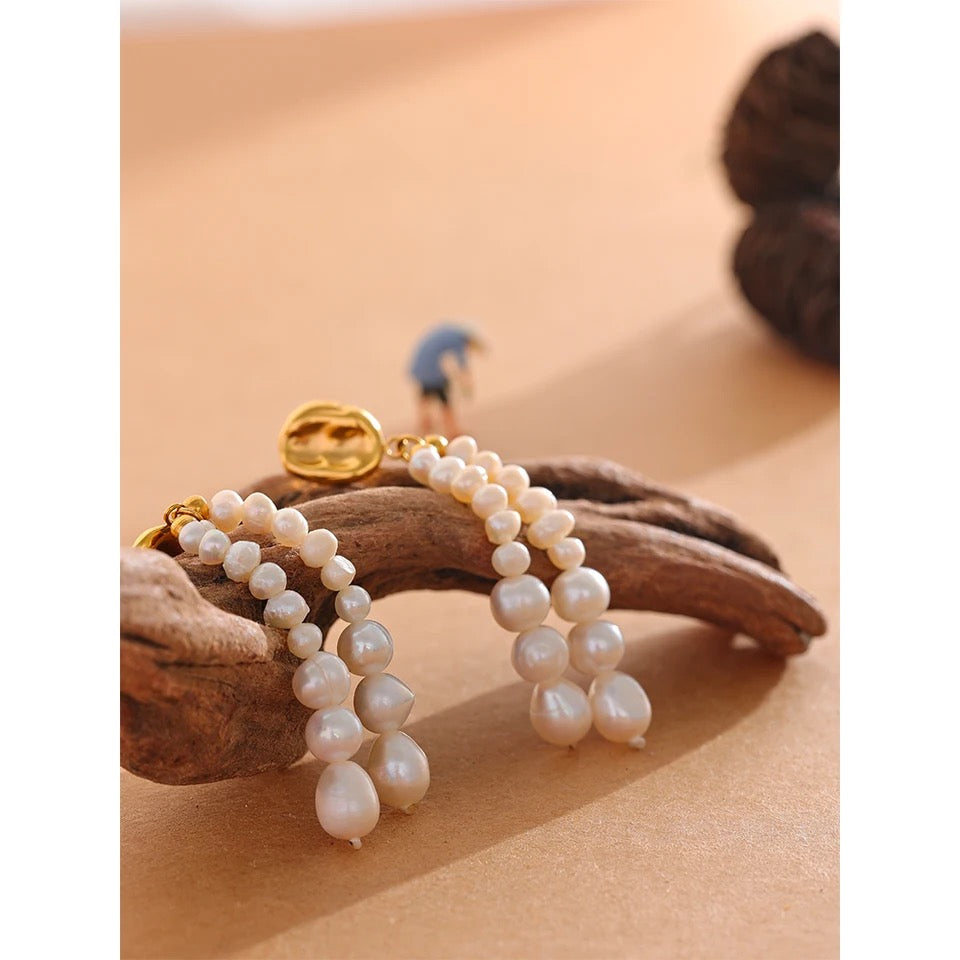 PEARLS EARRINGS