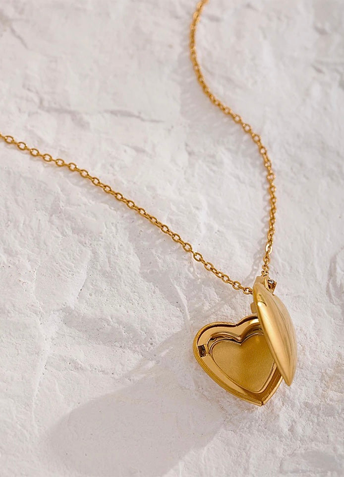 MEMORIES NECKLACE