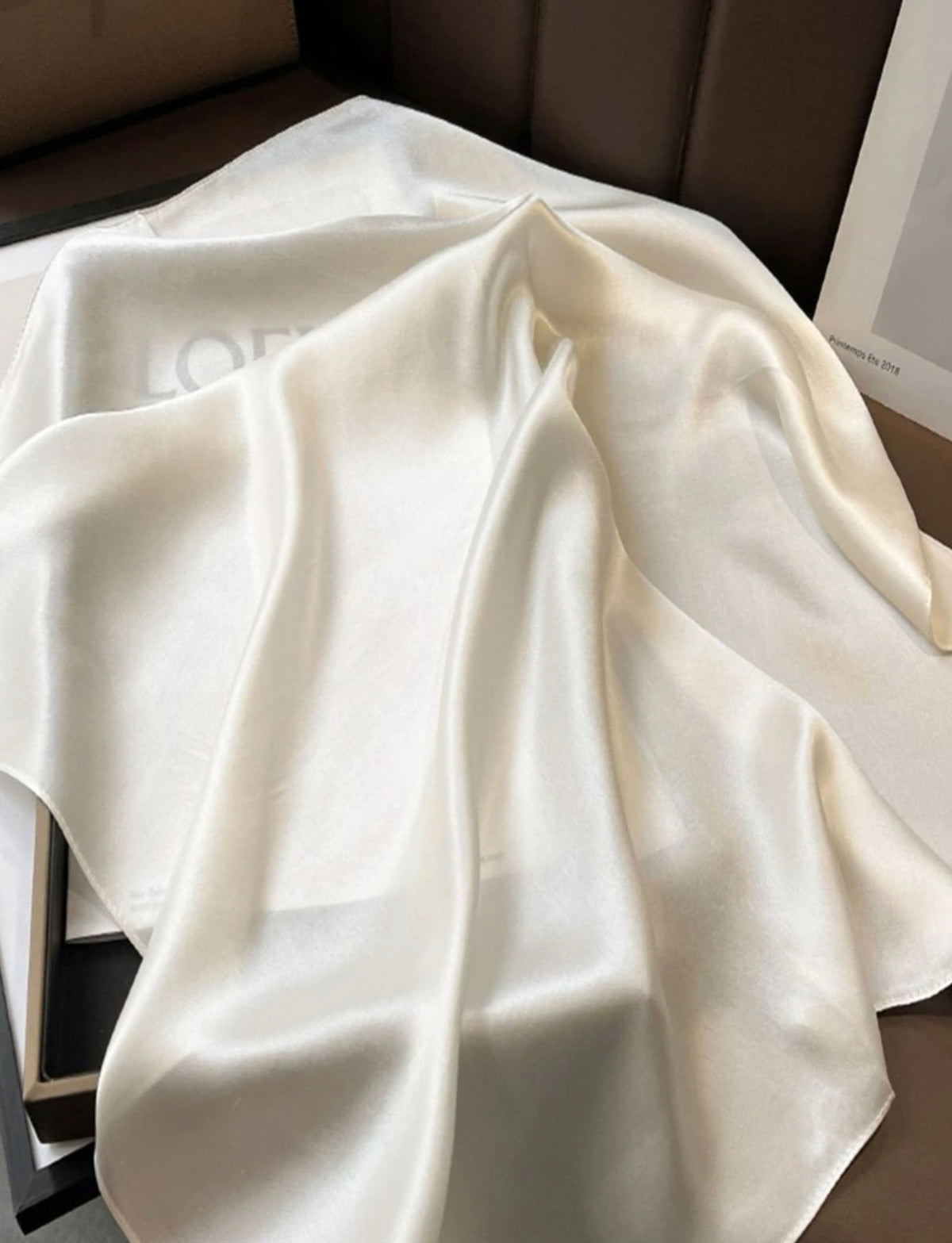 PEARL SCARF