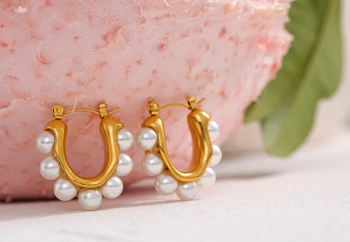 PEARL HUGGIE