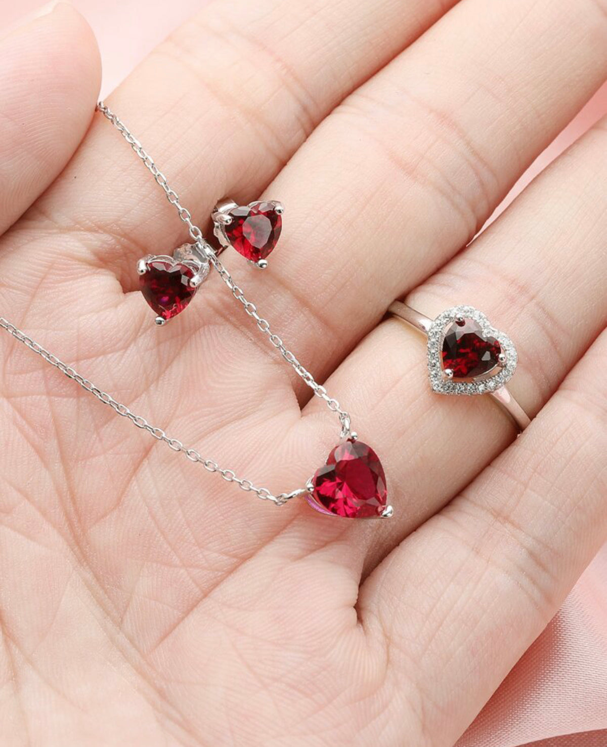 RED HEART SET II