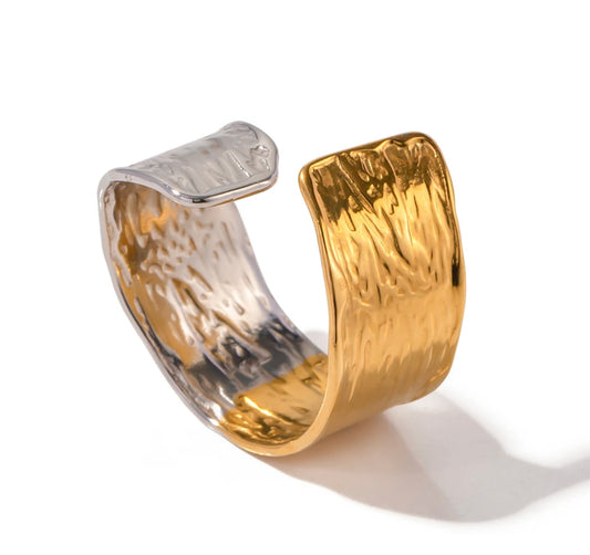 ANYA RING