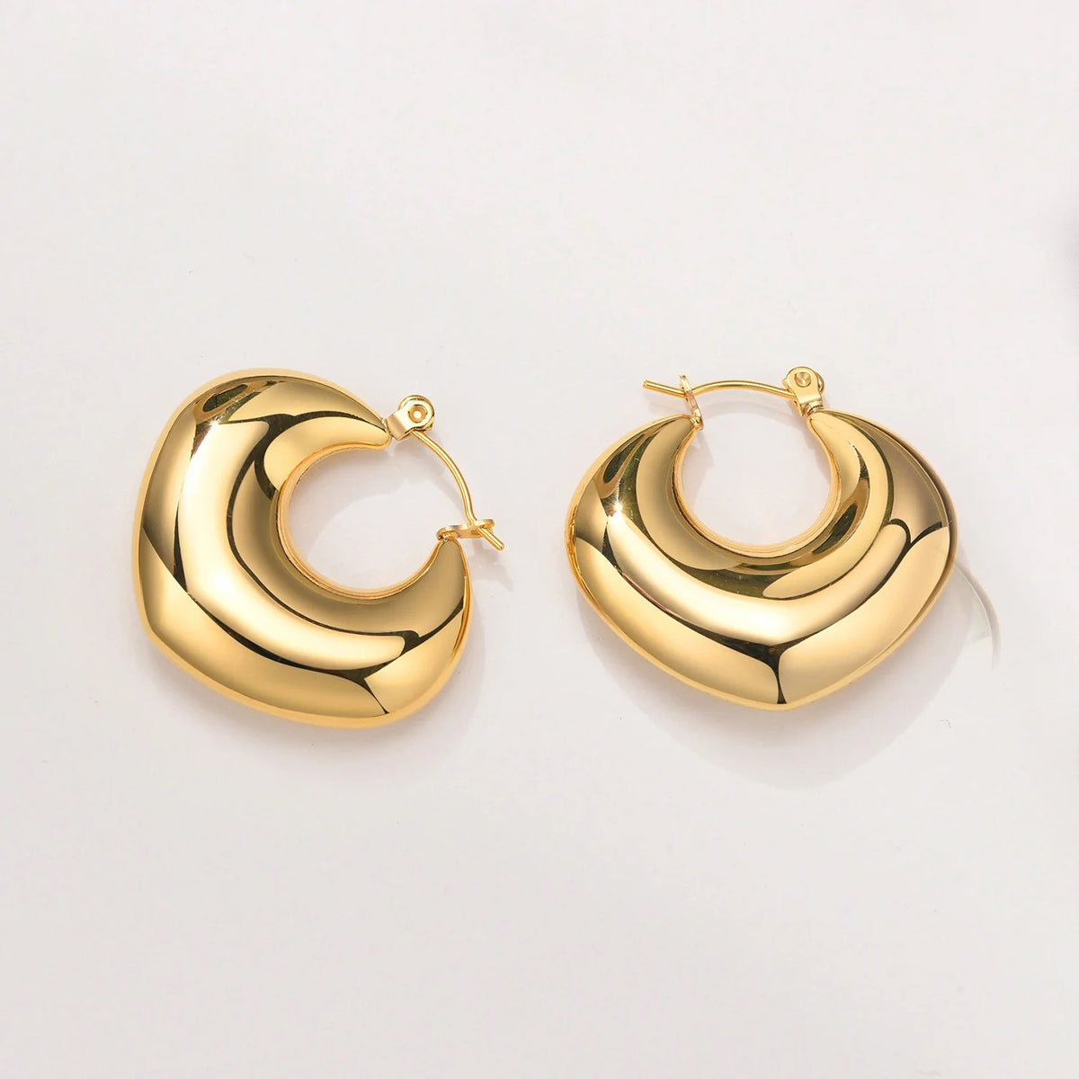 AMIRAT HOOPS