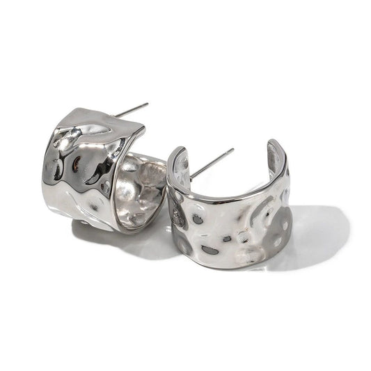 AURA SILVER HOOP