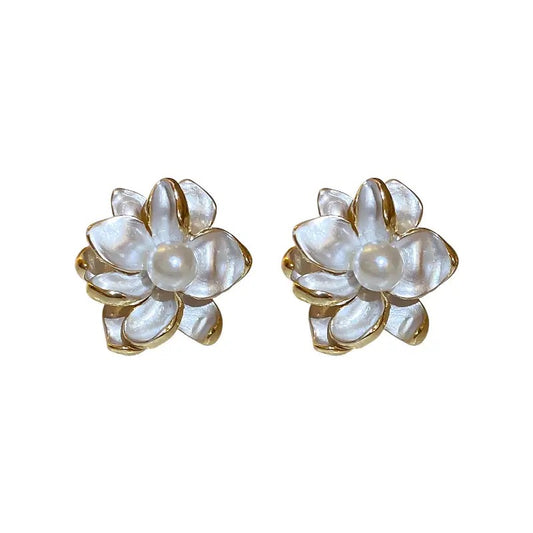 PEARLY ROSE