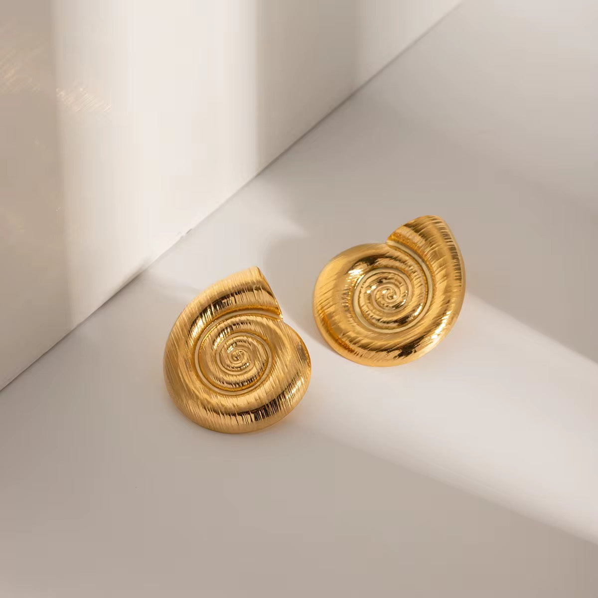 Arista Earrings