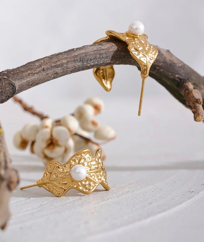 LEAF HOOPS