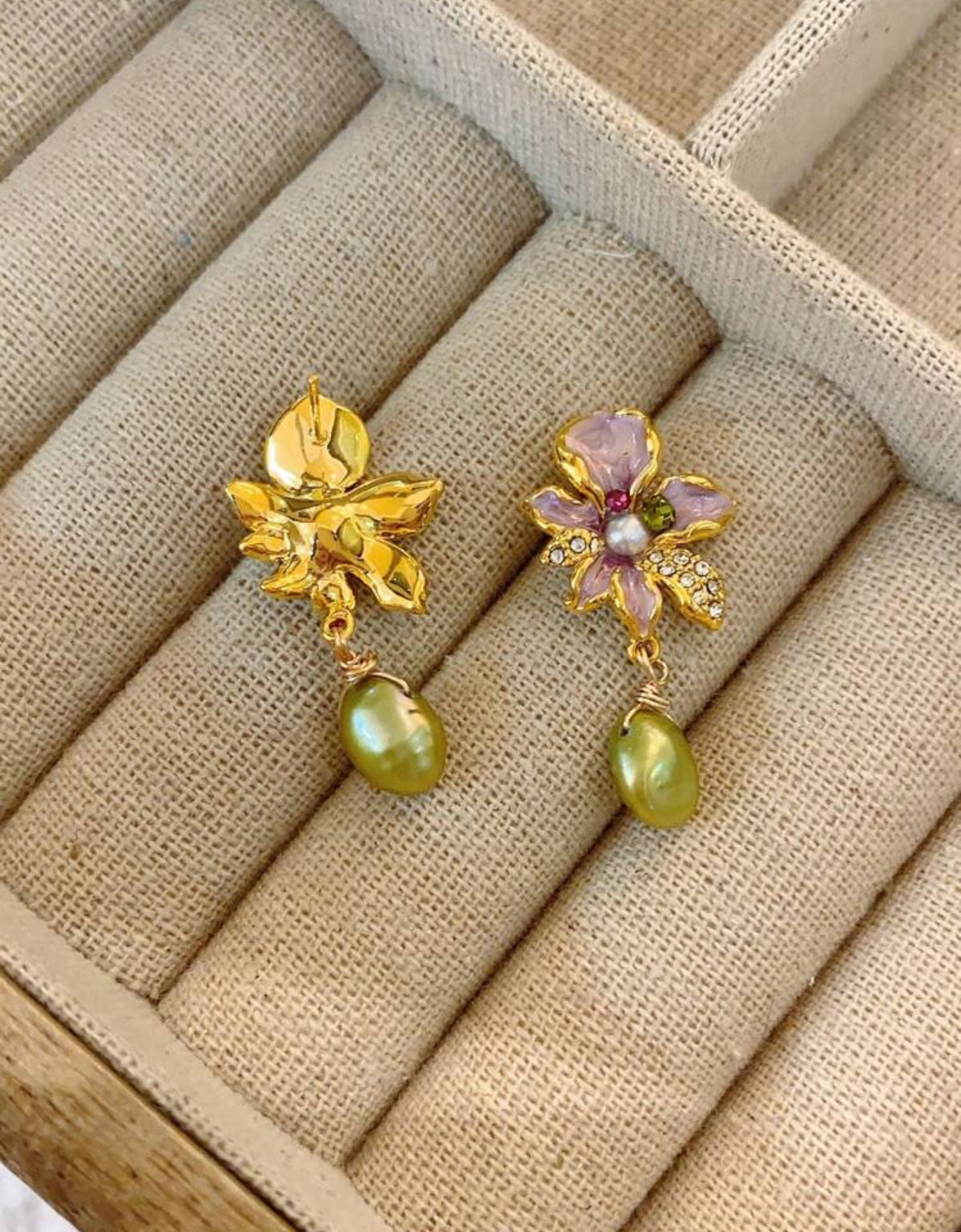 ORCHID VINTAGE
