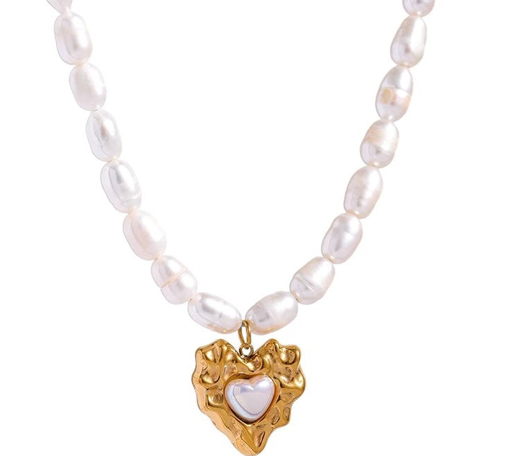 BE MINE PEARL NECKLACE
