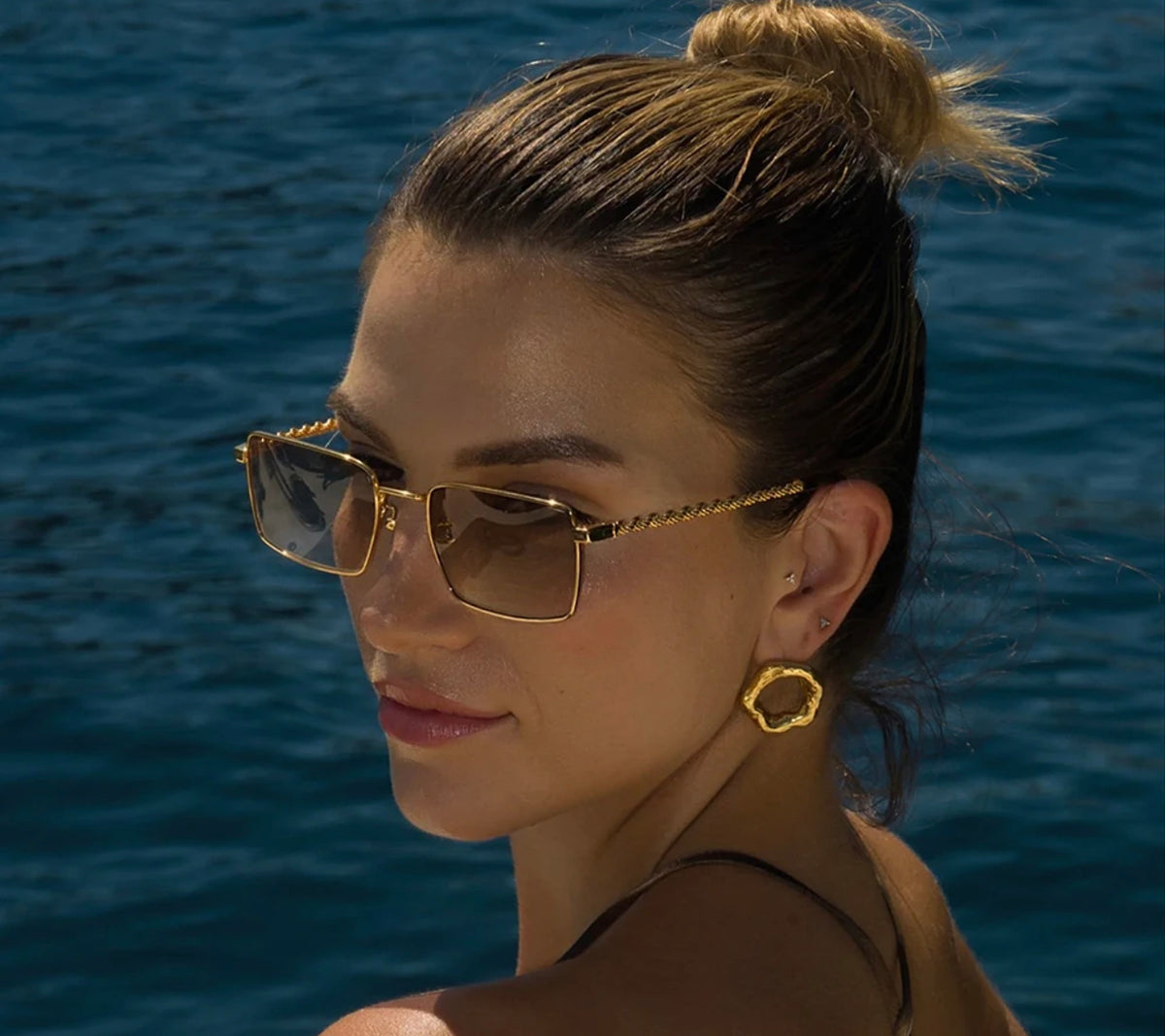 LAURA