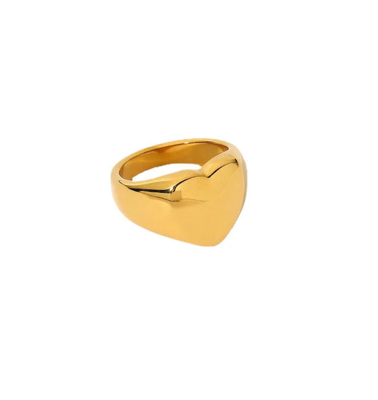 CHUNKY HEART RING