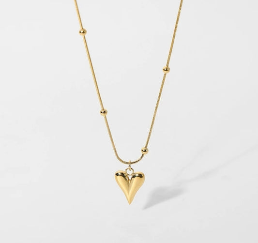 LITTLE HEART NECKLACE