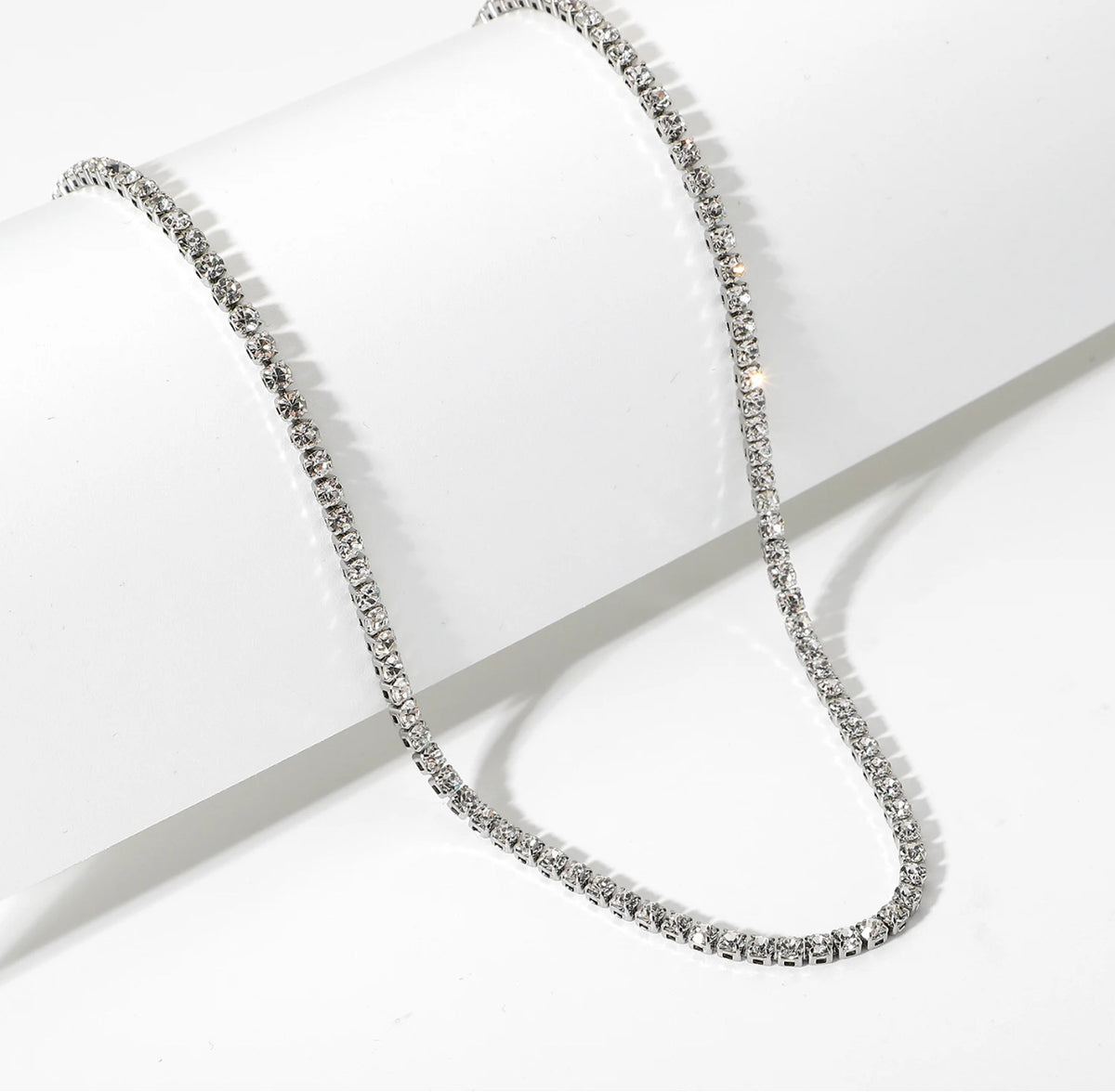 DIAMONDS NECKLACE