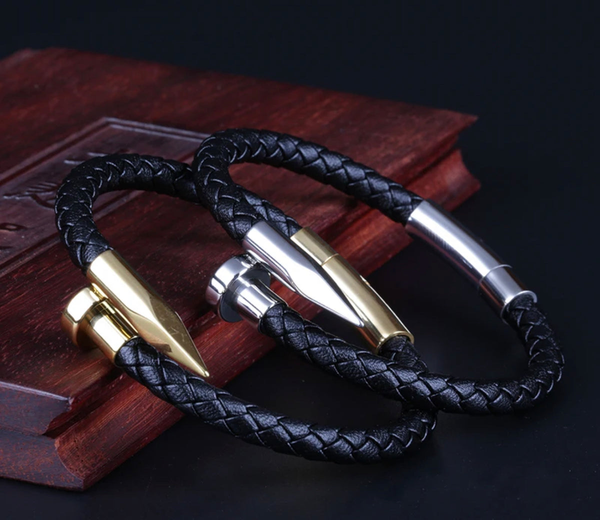 ARIEL LEATHER BRACELET