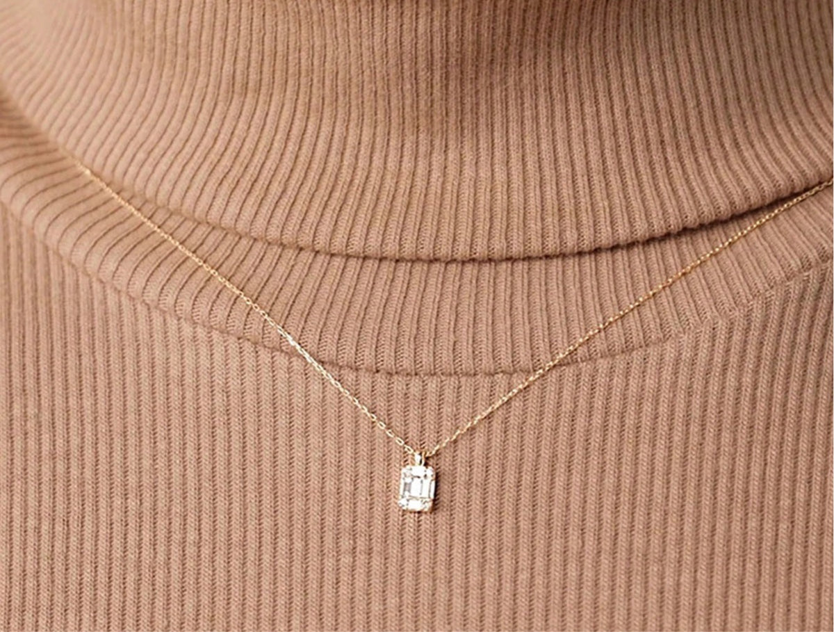 DIAMOND NECKLACE
