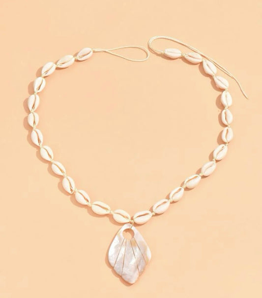 SHELL NECKLACE