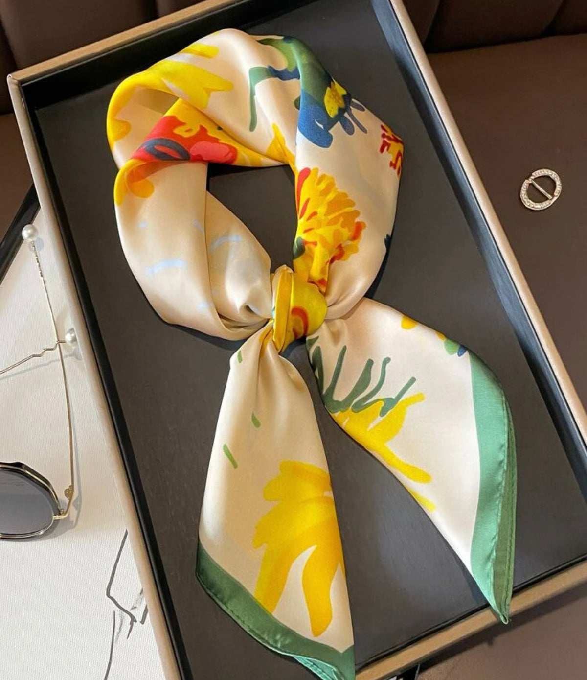 FLOWER SCARF