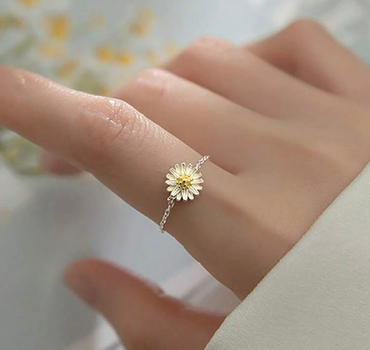 DAISY RING