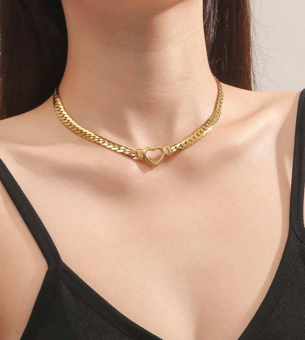 HEART NECKLACE